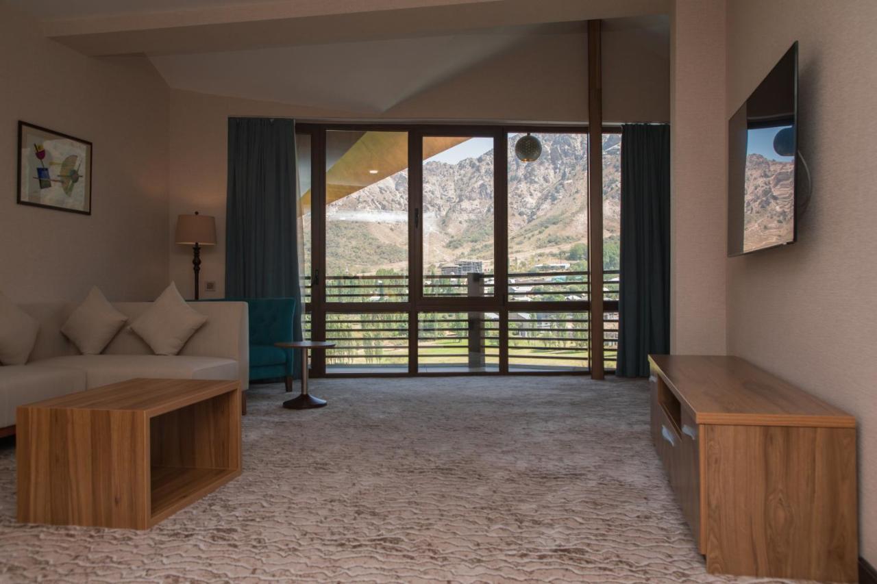 Archazor Mountain Resort Chimgan Eksteriør billede