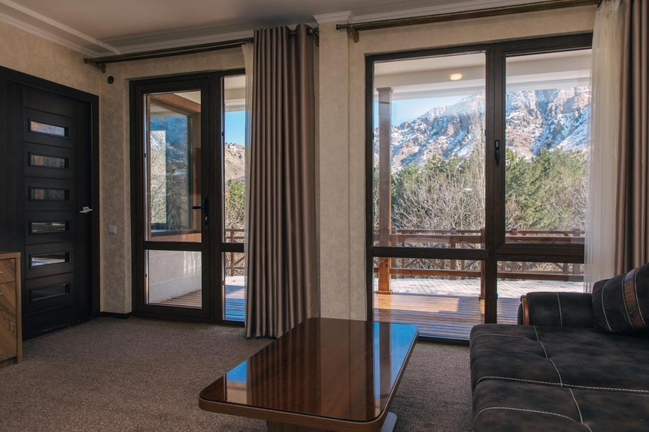 Archazor Mountain Resort Chimgan Eksteriør billede