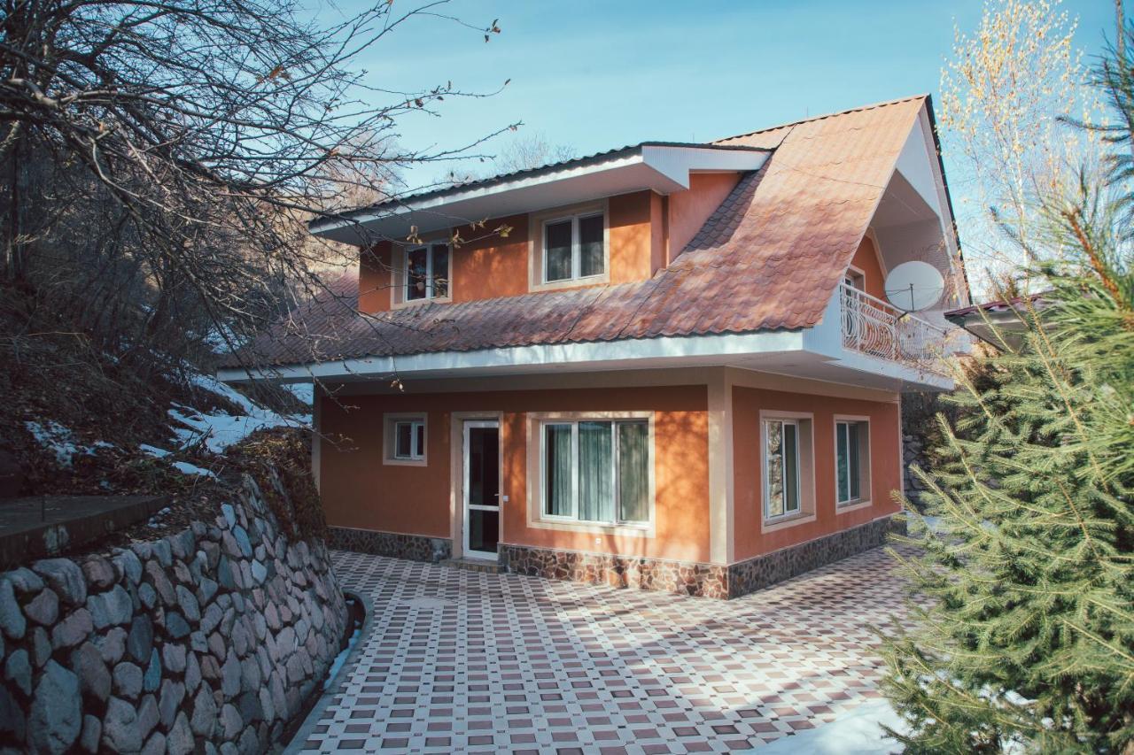Archazor Mountain Resort Chimgan Eksteriør billede